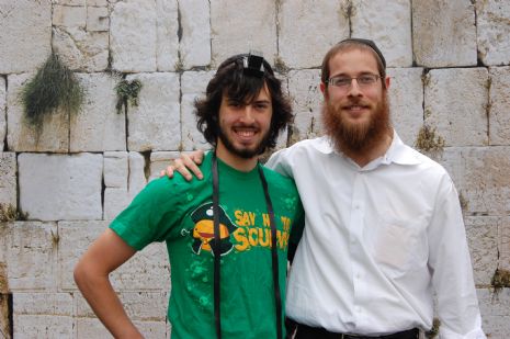 Tefilin at wall 5-11-08 087.jpg